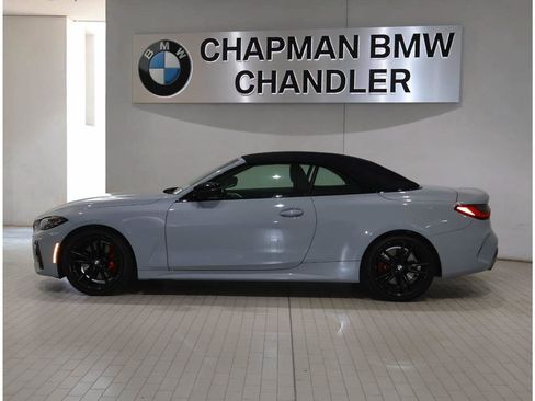 Certified 2023 BMW 430i xDrive Convertible w/ M Sport Package AWD/4WD image 4