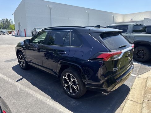 Used 2024 Toyota RAV4 XSE AWD/4WD image 10