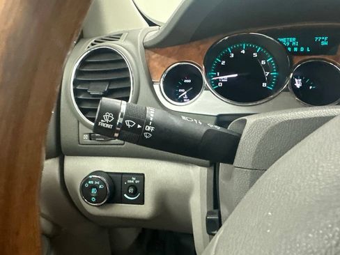 Used 2012 Buick Enclave Premium w/ Trailering Provision Package AWD/4WD image 44