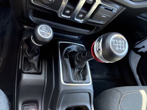 Certified 2025 Jeep Wrangler Sport image 25