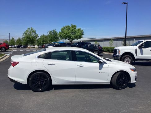Used 2024 Chevrolet Malibu LT image 5