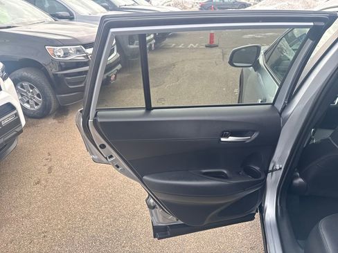 Used 2024 Toyota Corolla Cross XLE w/ Convenience Package image 37