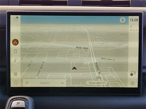 Used 2025 Land Rover Defender 130 X-Dynamic SE image 16