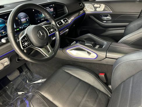 Used 2021 Mercedes-Benz GLE 580 4MATIC image 4