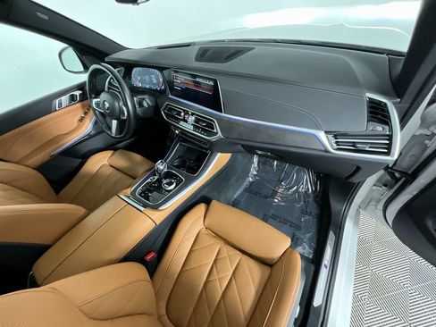 Used 2023 BMW X5 sDrive40i w/ M Sport Package image 20