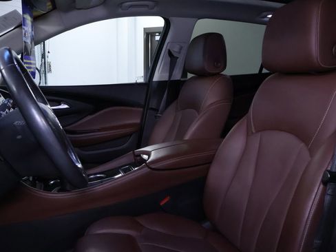 Used 2019 Buick Envision Premium image 14