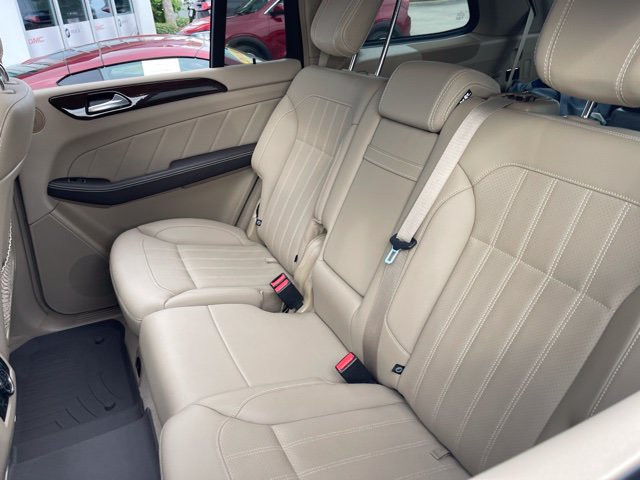 Used 2015 Mercedes-Benz GL 320 BlueTEC 4MATIC image 6