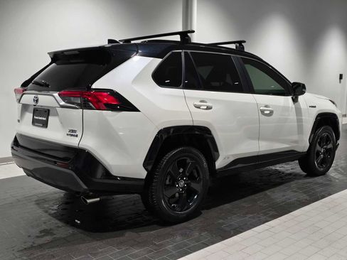 Used 2019 Toyota RAV4 XSE image 7