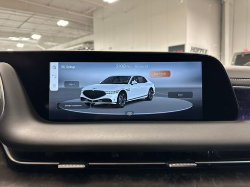 Used 2025 Genesis G90 3.5T AWD/4WD image 36