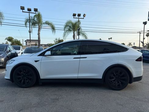 Used 2022 Tesla Model X AWD/4WD image 4