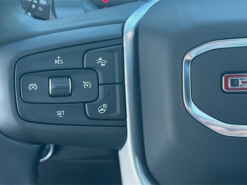 Used 2025 GMC Sierra 1500 SLT w/ SLT Convenience Package image 30