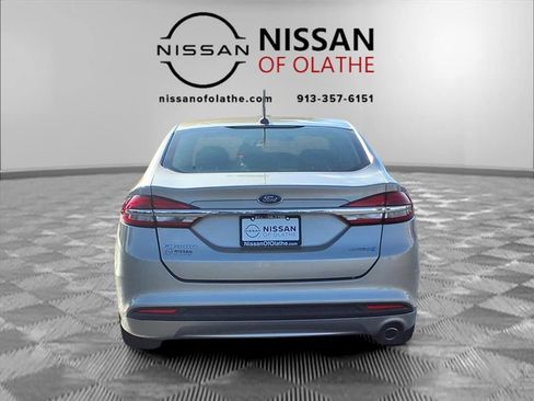 Used 2018 Ford Fusion S image 27