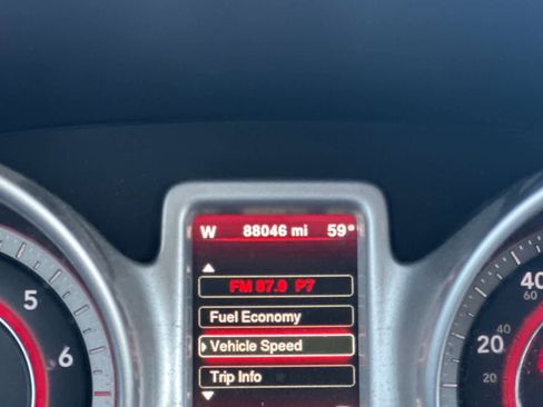 Used 2019 Dodge Journey SE AWD/4WD image 30