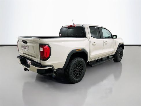 New 2026 GMC Canyon Elevation w/ Convenience Package image 7