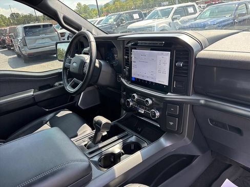 Used 2024 Ford F150 Lariat w/ Equipment Group 502A High AWD/4WD image 13
