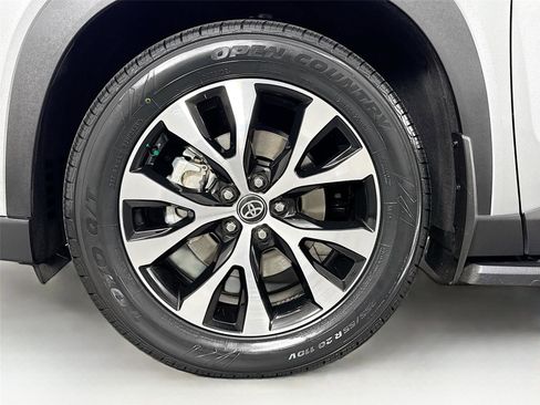 Used 2024 Toyota Grand Highlander AWD Hybrid image 64