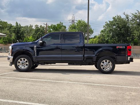 Used 2023 Ford F250 Lariat w/ Lariat Ultimate Package AWD/4WD image 7