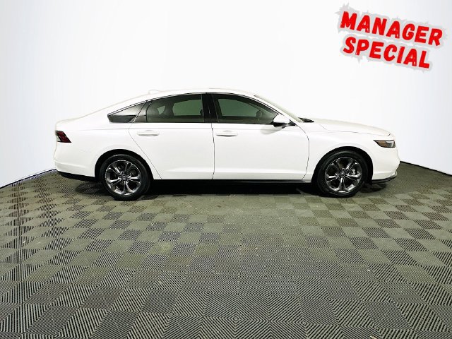 Used 2023 Honda Accord EX-L image 9