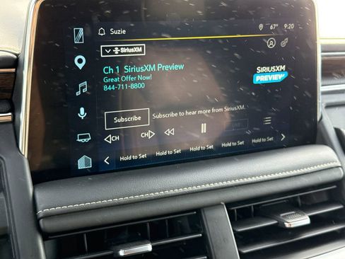 Used 2023 Chevrolet Suburban Premier image 25