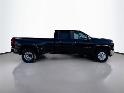 New 2026 Chevrolet Silverado 3500 LT image 6