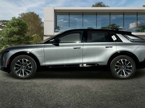 New 2026 Cadillac Lyriq Sport image 7