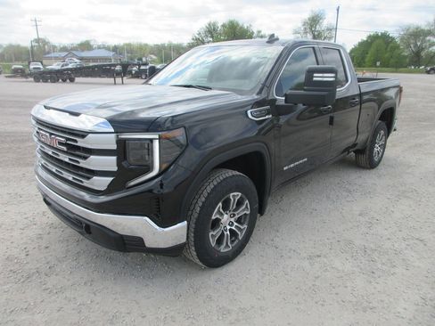 New 2026 GMC Sierra 1500 SLE w/ Max Trailering Package AWD/4WD image 10