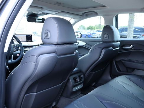 Certified 2025 Acura TLX w/ Technology Package image 12