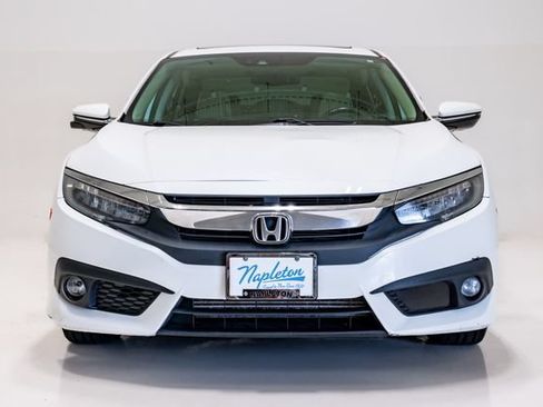 Used 2016 Honda Civic Touring image 6