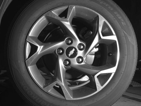 Used 2025 Chevrolet Trax LT w/ LT Convenience Package FWD image 17