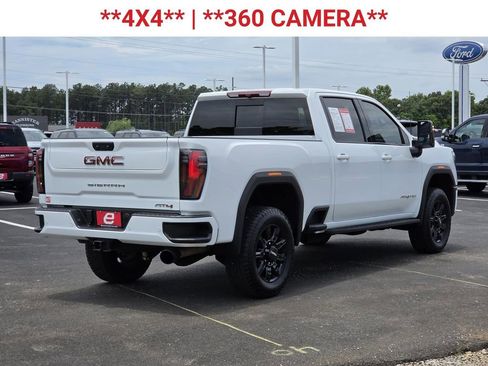 Used 2025 GMC Sierra 2500 AT4 AWD/4WD image 9