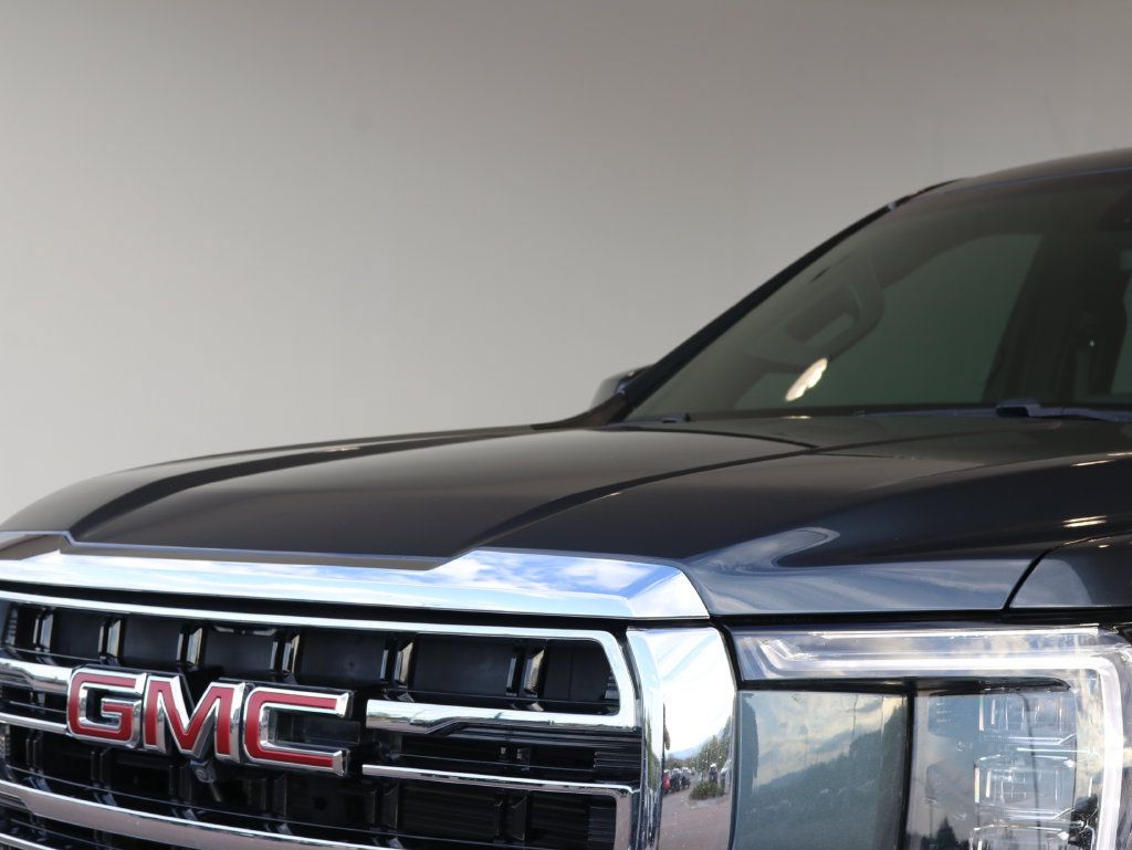 Used 2021 GMC Yukon SLT w/ SLT Premium Package AWD/4WD image 61