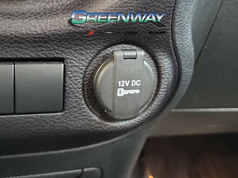 Used 2016 Jeep Wrangler Unlimited Sport image 21