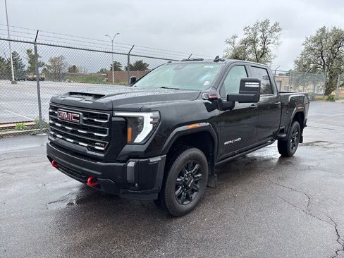 Used 2024 GMC Sierra 3500 AT4 w/ AT4 Premium Plus Package AWD/4WD image 2