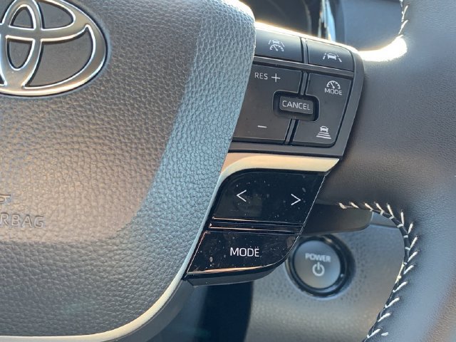 Used 2026 Toyota Camry SE w/ Convenience Package FWD image 23