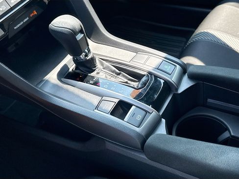 Used 2019 Honda Civic EX image 11