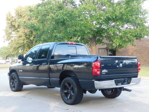 Used 2008 Dodge Ram 1500 Truck SLT image 4