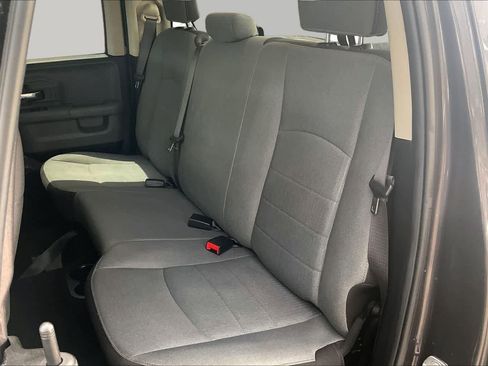 Used 2024 RAM 1500 Classic SLT AWD/4WD image 19
