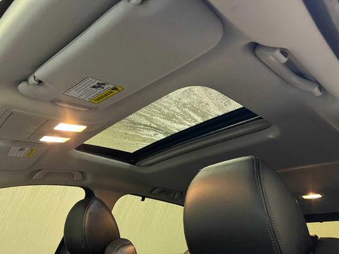 Used 2022 MAZDA CX-9 Touring Plus image 17