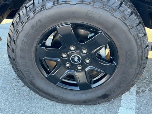 Used 2021 Ford Ranger XLT w/ Equipment Group 301A Mid image 5