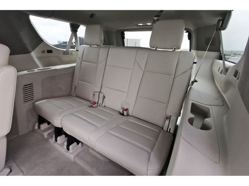 New 2025 Cadillac Escalade ESV Premium Luxury Platinum image 13