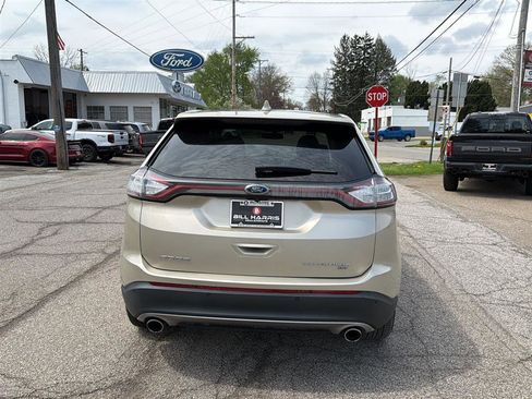 Used 2017 Ford Edge Titanium w/ Equipment Group 301A image 6