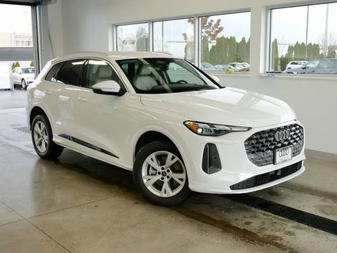 New 2025 Audi Q5 Premium image 1