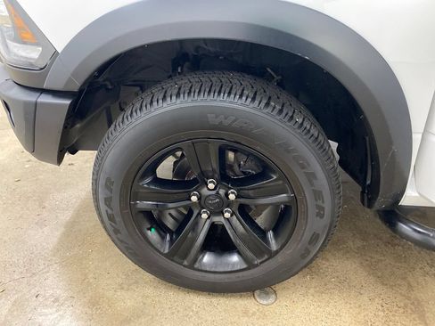 Used 2022 RAM 1500 Warlock AWD/4WD image 16