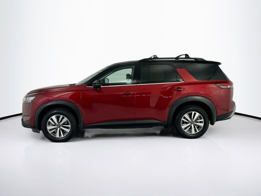 Used 2023 Nissan Pathfinder SL FWD image 8