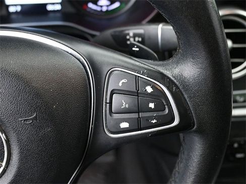 Used 2018 Mercedes-Benz GLC 350e 4MATIC image 30