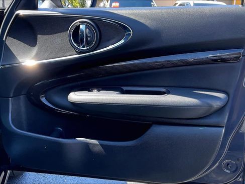 Used 2019 MINI Cooper Clubman S image 24