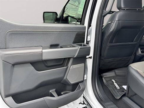 New 2025 Ford F150 Lariat w/ Equipment Group 501A Mid image 33