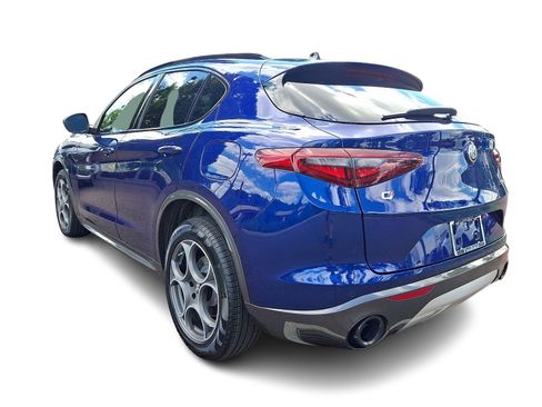 Used 2022 Alfa Romeo Stelvio Ti AWD/4WD image 4