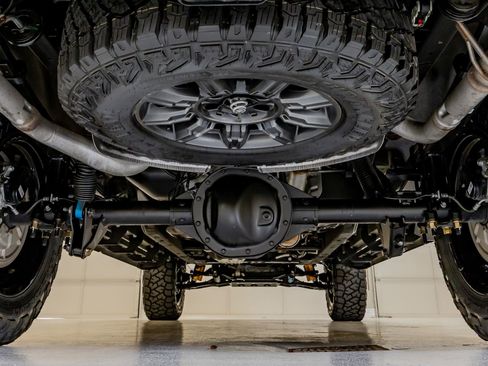 Used 2024 GMC Sierra 1500 AT4X image 15