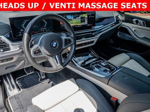 Used 2025 BMW X7 M60i image 4